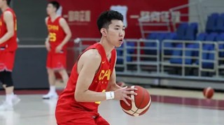 开云体育入口-廖三宁半场出战13分钟，5中4、罚球3中2得到10分4篮板2助攻